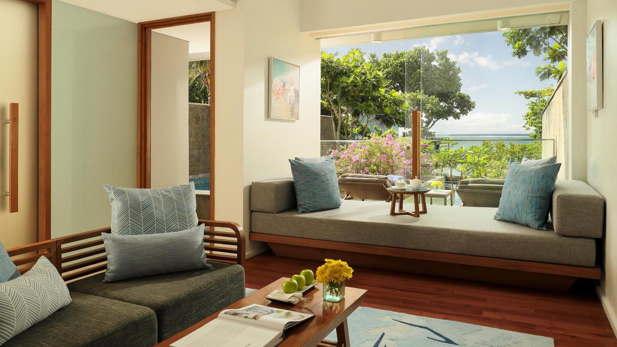 Maya Sanur Resort & Spa Exterior foto A suite at the Westin Maldives